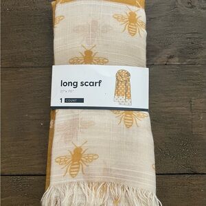 ✨NWT✨ Bee Pattern Scarf